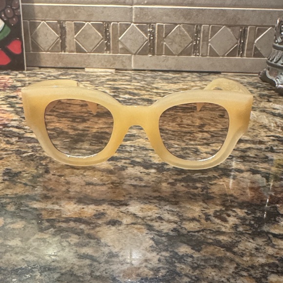 Free People Accessories - Free People Cream Sunglasses